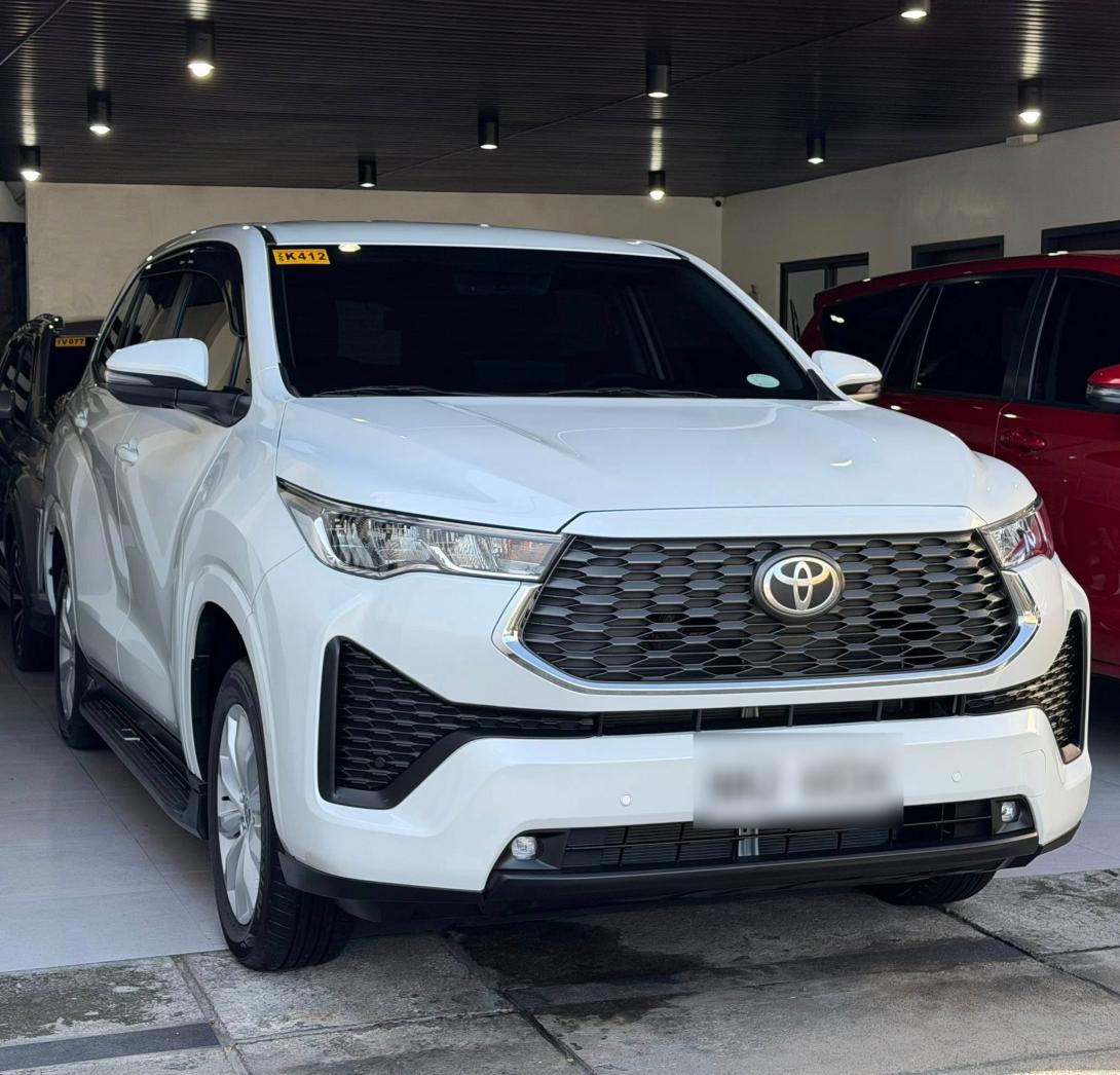 2023 Toyota Innova 2.0 Zenix V | Start N' Go